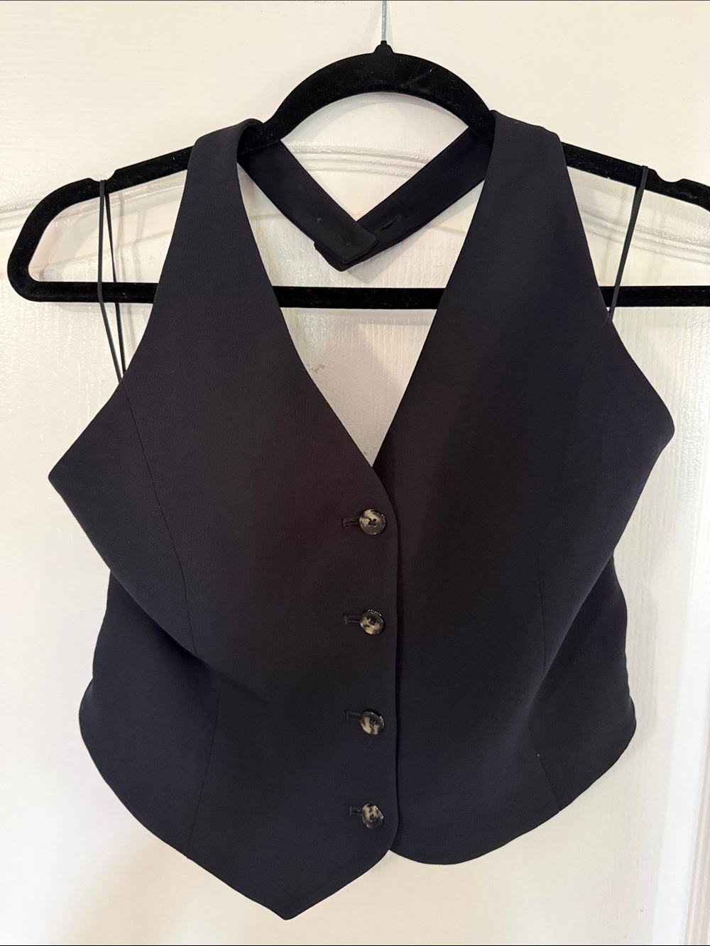 ARITZIA WILFRED Women’s Black V-Neck Button Front Vest